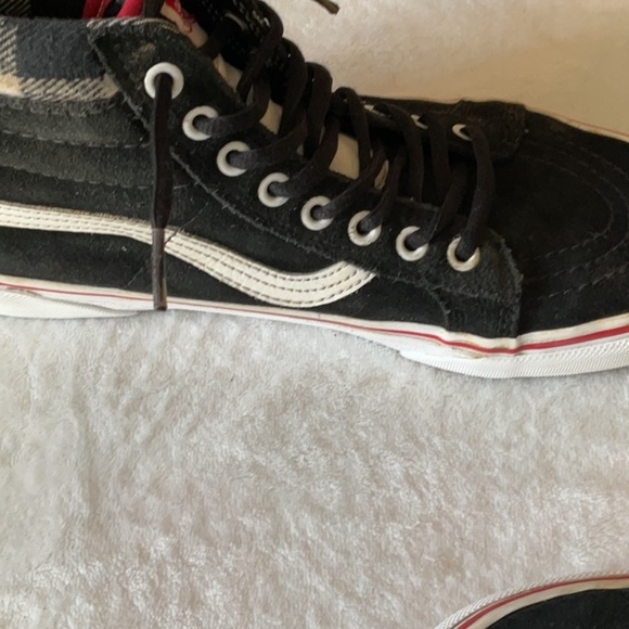 Vans Black and White High-Tops - Picture 5 of 6